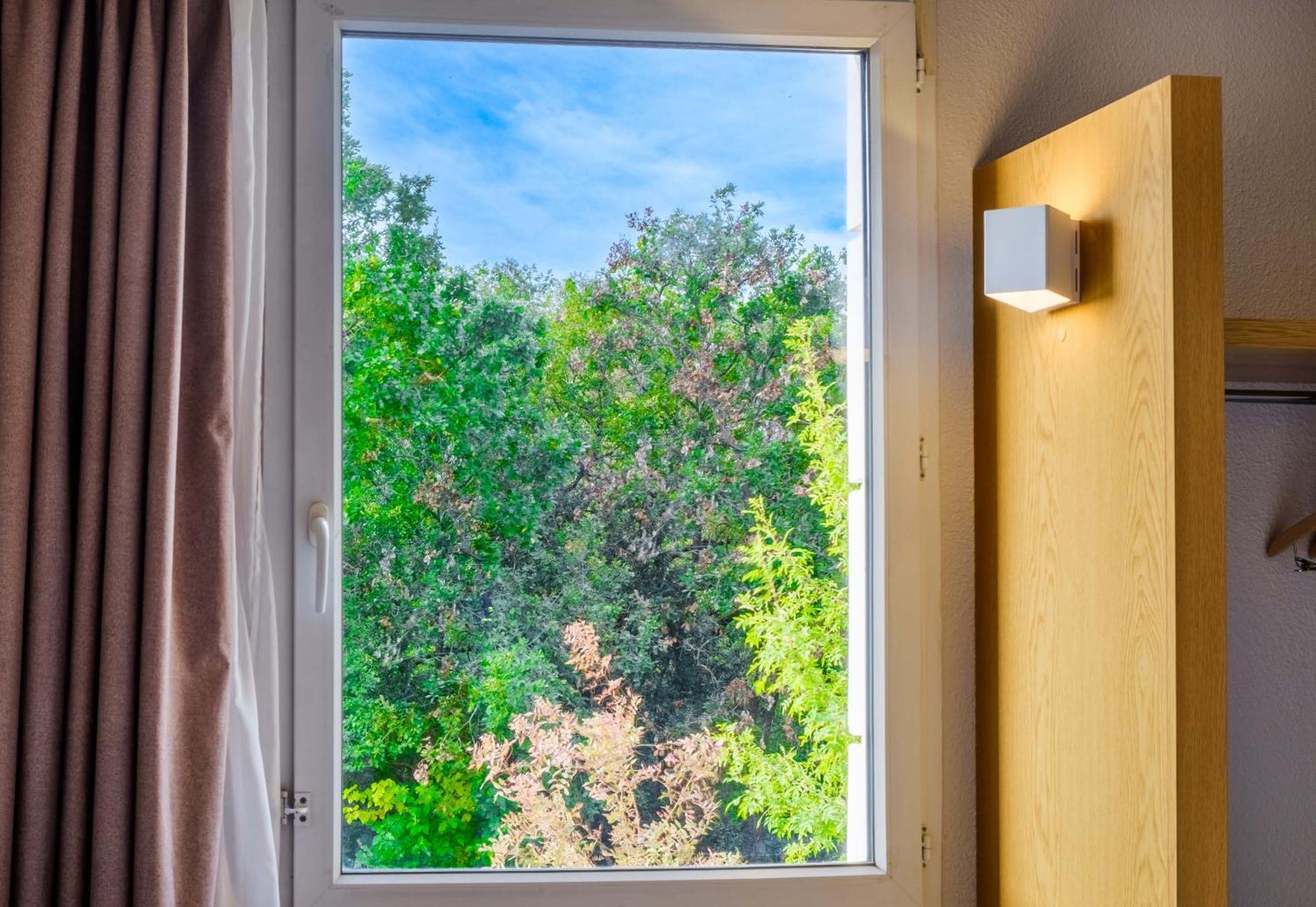 B&B Hotel Antibes Sophia Antipolis Biot Dış mekan fotoğraf